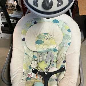 Graco Simple Sway Baby Swing - Clouds & Stars Compact Infant Swing